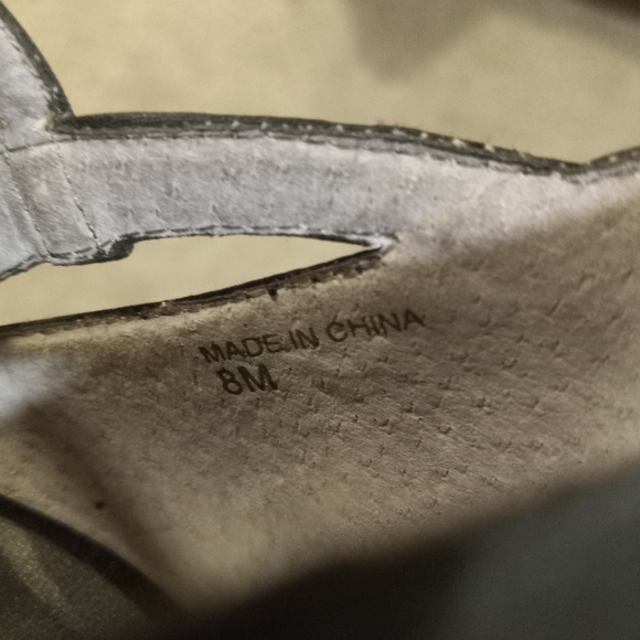 Ann Taylor Loft Satin Peep Toe Strappy Heels SZ 8 - Picture 5 of 8